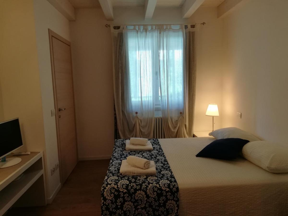 B&B Aria D'Argento & Relax Home トレント エクステリア 写真
